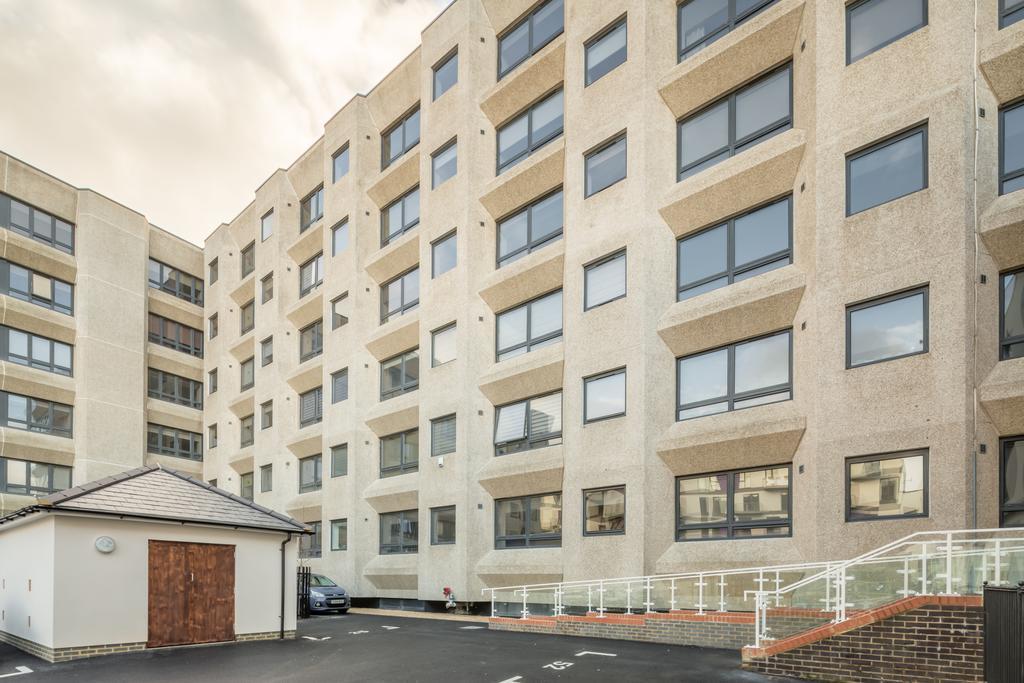 Skyline Serviced Apartments - Stevenage Exterior photo
